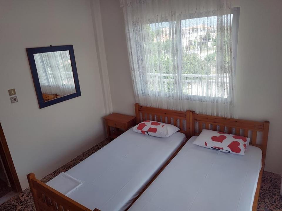 Apartament Poly'S House Vrasná Zewnętrze zdjęcie