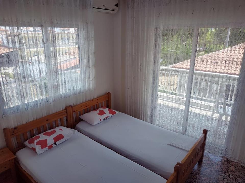 Apartament Poly'S House Vrasná Zewnętrze zdjęcie