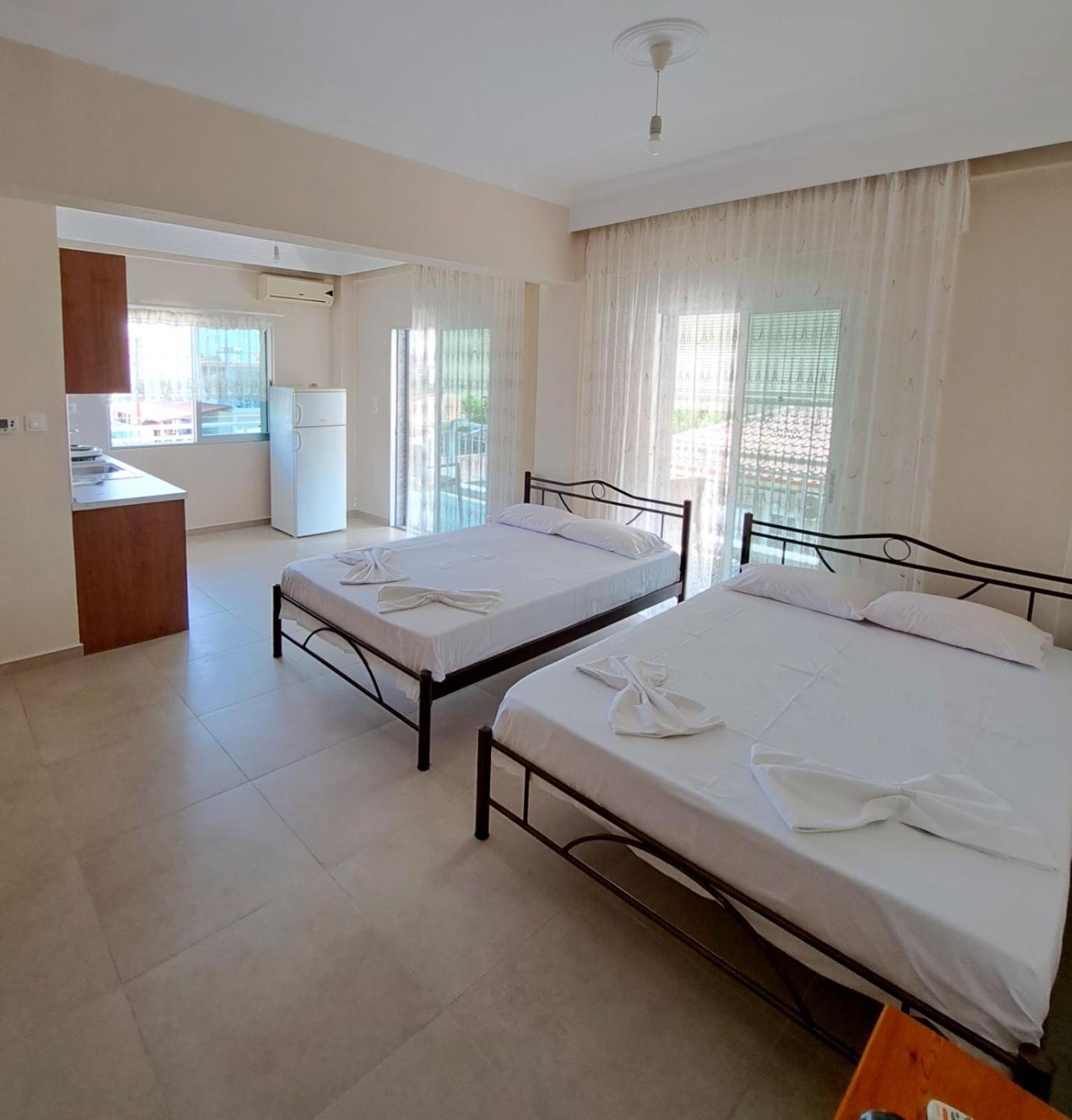 Apartament Poly'S House Vrasná Zewnętrze zdjęcie